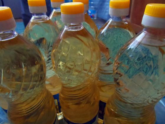 Олива пласира нови 10 000 тона слънчогледово масло на търга в Египет