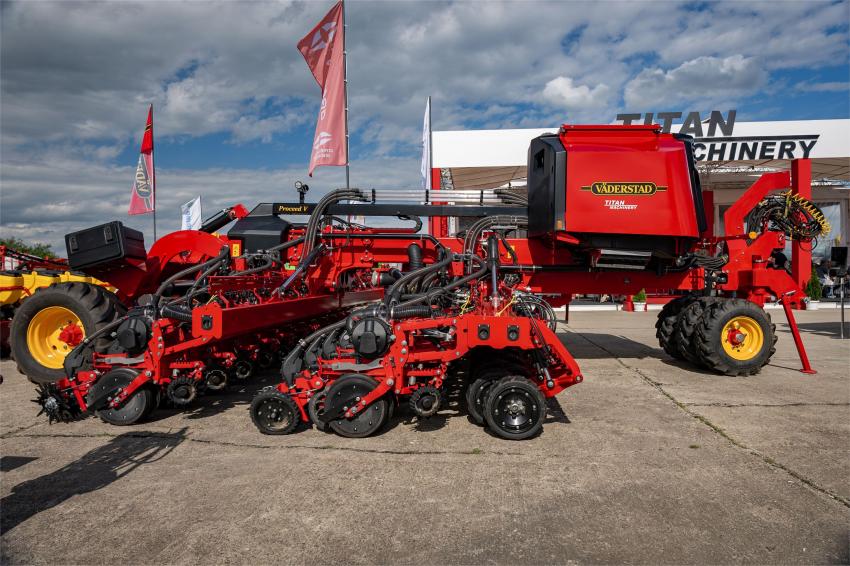        Vaderstad