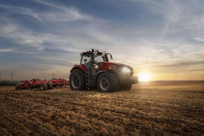  ,        Case IH Magnum