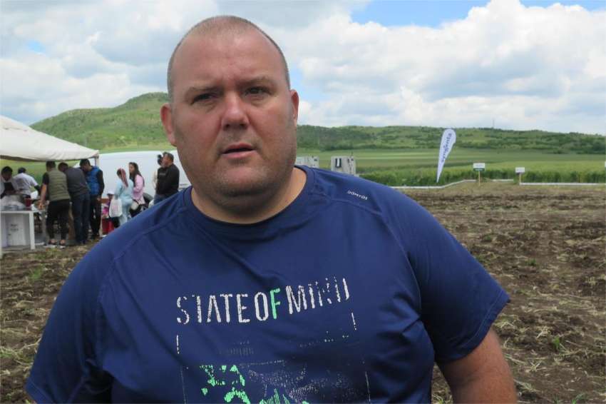 ������� ����� �� 100 ���� ����� �� �������� � �������� �� ��������