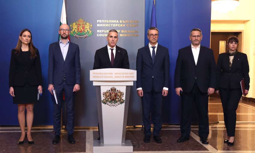 ����������� � ���� ������� �������, ����������� � ����� 100 ������� ���� 